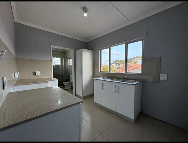 2 BEDROOM PROPERTY TO RENT IN NEWLANDS WEST